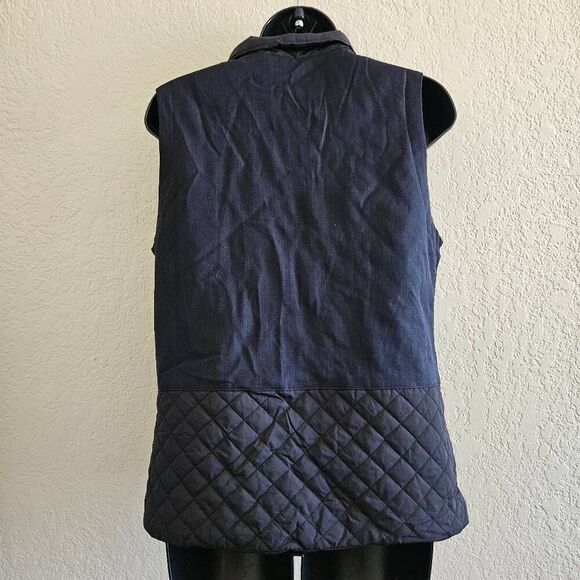 Under Armour Reversible Iowa Hawkeyes Vest - Picture 7 of 12